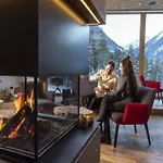 Luxury Alpine In Neukirchen