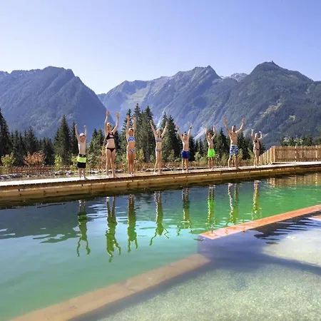Chalet Luxury Alpine In Neukirchen Neukirchen am Grossvenediger