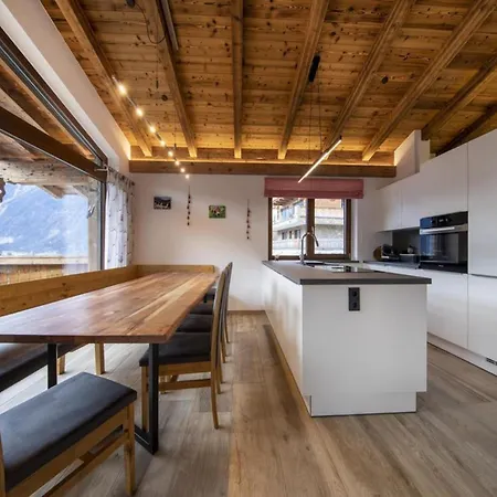 Luxury Alpine With View