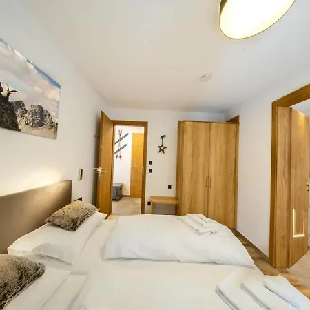 Chalet Luxury Alpine In Neukirchen *