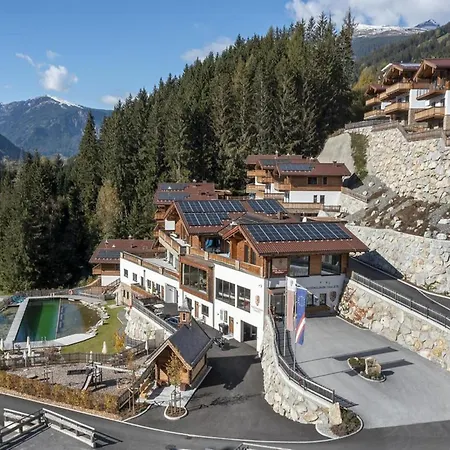 Luxury Alpine With View