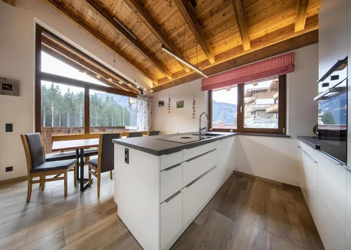 Chalet Luxury Alpine In Neukirchen